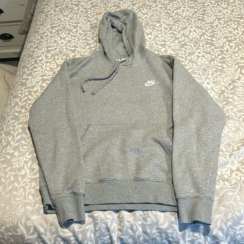 Women’s nike pullover